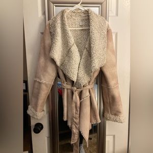 Beautiful suede like, lined coat from Boston Proper. Size Large.